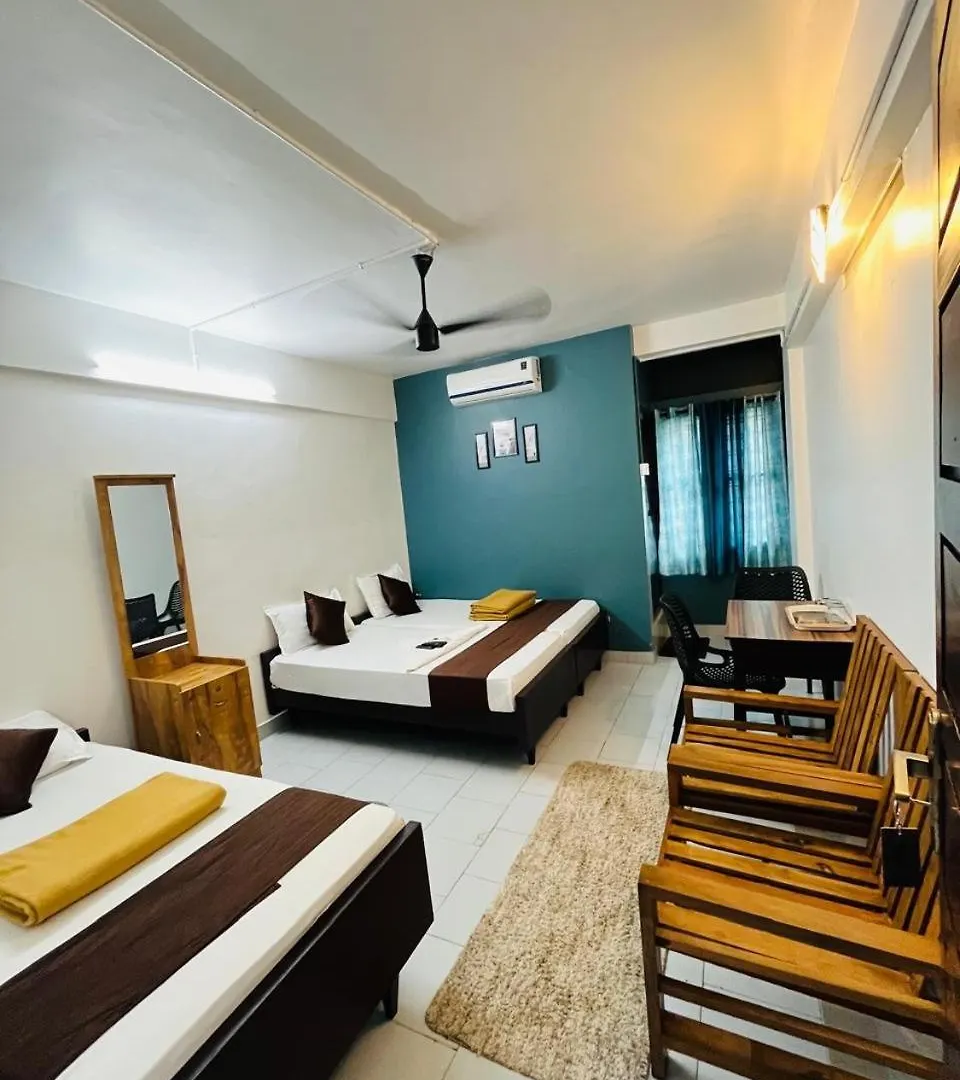 Hotel Priya Lodge Kozhikode India